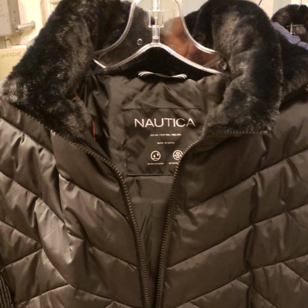 Nautica Women's Puffer Jacket - Black - Picture 3 of 8